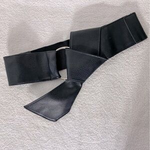 Vintage Mint Black Faux Leather Statement Belt